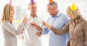 Игры и конкурсы для компании на день рождения взрослого человека