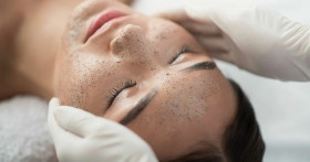 Какие ошибки можно совершить при пилинге и как их избежать?