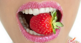 Как отбелить зубы народными средствами в домашних условиях