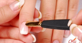 Необрезной маникюр в домашних условиях: быстро, надежно, удобно