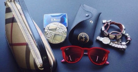 Что обязательно должно быть в сумочке модницы?