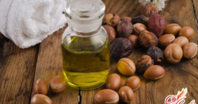 Как и в каких случаях следует пользоваться аргановым маслом для волос?