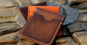 Картхолдеры: стильный аксессуар и эффективный рекламный инструмент