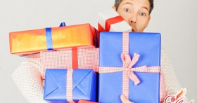 Что подарить на 23 февраля парню: упрощаем задачу