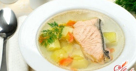 Как приготовить уху из форели?