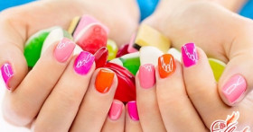 Простой маникюр: классический или креативный? Выберите свой стиль
