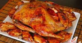 Утка, тушеная с яблоками