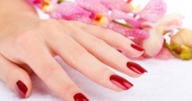 Секреты маникюра: как правильно красить ногти на руках