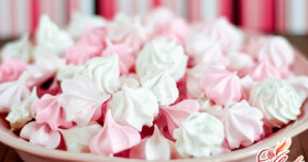 Как приготовить безе? Волшебный крем и воздушные пирожные