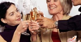 Как поздравить маму с юбилеем