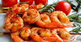 Креветки в соусе: нежная закуска или основное блюдо?