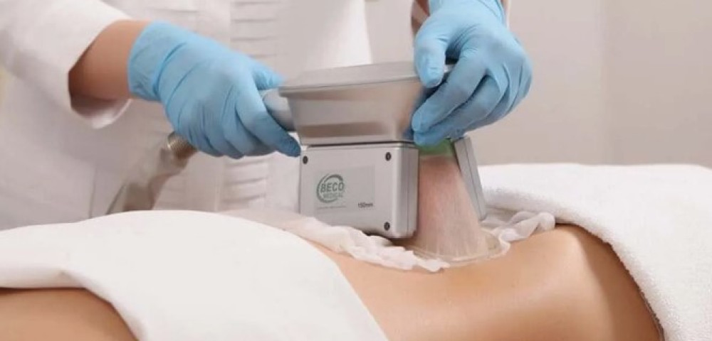 Что лучше криолиполиз или липосакция?