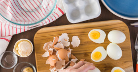 Как и сколько можно хранить вареные яйца