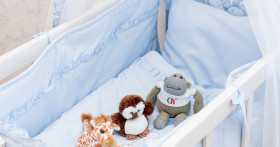 Как постирать бортики для детской кроватки