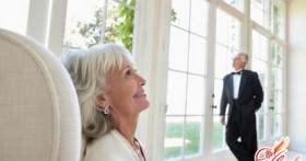 Что подарить родителям на серебряную свадьбу