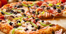 Выбираем рецепт: пицца из дрожжевого, слоеного и пресного теста