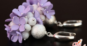 Изготовление серег из бусин: шедевр своими руками