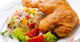 Курица, запеченная с рисом в духовке, – и в пир, и в мир