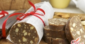 Торт из печенья: нежный десерт на скорую руку