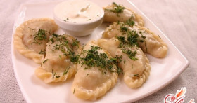 Вареники на кефире: рецепты на каждый день