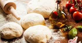 Аппетитная пицца на кефире: рецепты приготовления