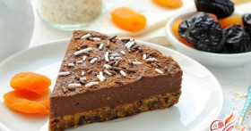 Торт «Чернослив в шоколаде»: максимум удовольствия, минимум труда