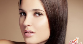 Как выпрямить волосы в домашних условиях?