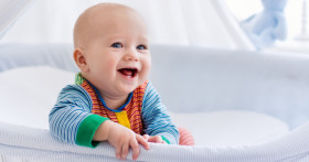 Как понять, что у ребенка режутся зубы