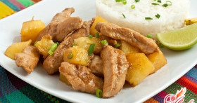 Основы приготовления курицы с ананасами в духовке