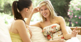 Почему нельзя откровенничать с подругами?