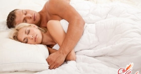 Позы, в которых спят влюбленные, и их толкование