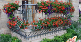 Салат с зеленым горошком