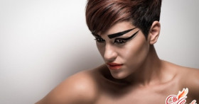 Как правильно подводить глаза жидкой подводкой?