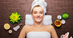 Как сохранить молодость: подтягивающие маски для лица в домашних условиях
