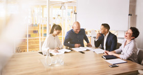 Как научиться общаться с людьми: секреты коммуникации