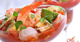 Соус для салата с креветками: сочная заправка за пять минут