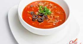 Интересные и разнообразные рецепты сборной солянки