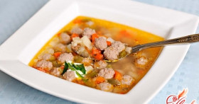 Суп с мясными фрикадельками – безупречное сочетание вкуса и простоты