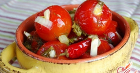 Как солить помидоры, рецепт приготовления томатов на зиму