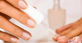 Уход за ногтями, или Маникюрный салон на дому