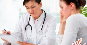 Как быть, если у женщины мазня на ранних сроках беременности?