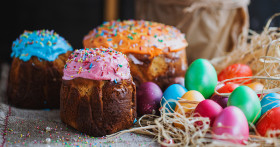 Как, зачем и когда святить яйца и куличи на Пасху?