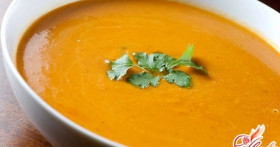 Разнообразные рецепты супов из тыквы и многих других ингредиентов
