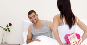 Как поздравить мужа с днем рождения?