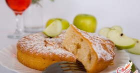 Шарлотка – находка для праздника!