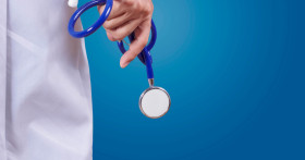 Вызов нарколога на дом: помощь на пути к выздоровлению