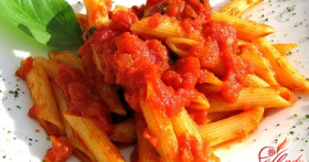 Спагетти с помидорами и сыром: аппетитно, вкусно, быстро