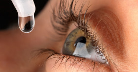 Глазные капли: виды, назначения, как выбрать