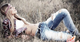 Рваные джинсы своими руками: практическое руководство