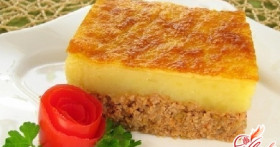 Картофельная запеканка с фаршем: знакомые рецепты на новый лад